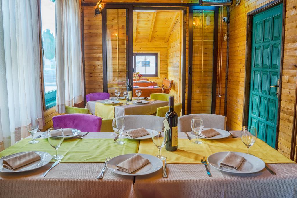 Apartmani Restoran Durmitor ชาเบลียค ภายนอก รูปภาพ