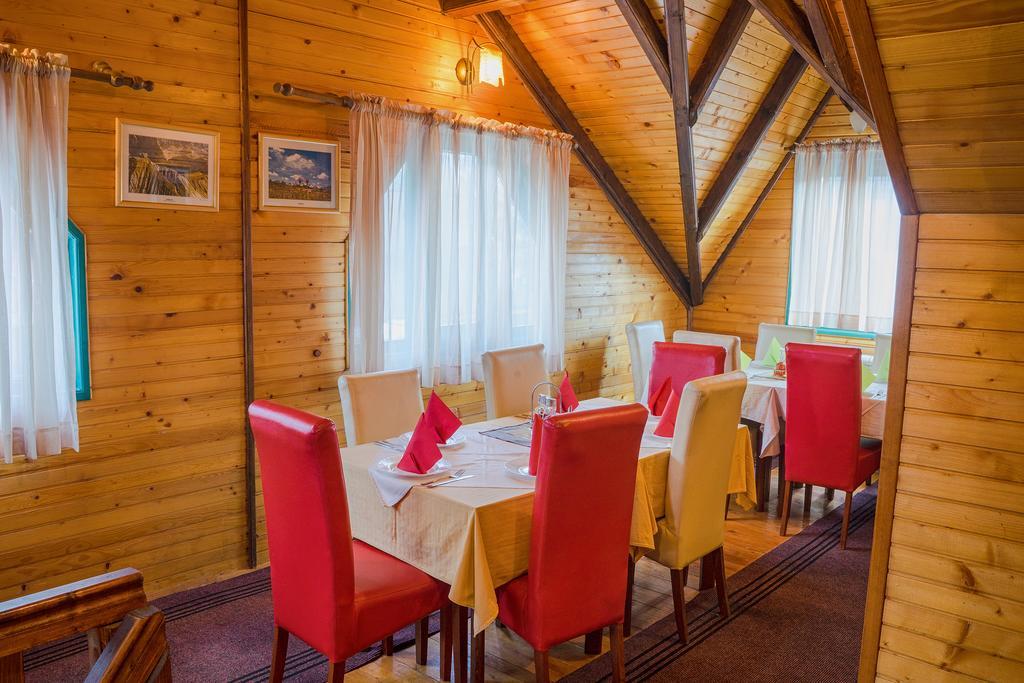 Apartmani Restoran Durmitor ชาเบลียค ภายนอก รูปภาพ