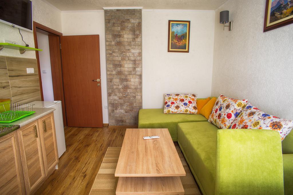 Apartmani Restoran Durmitor ชาเบลียค ภายนอก รูปภาพ